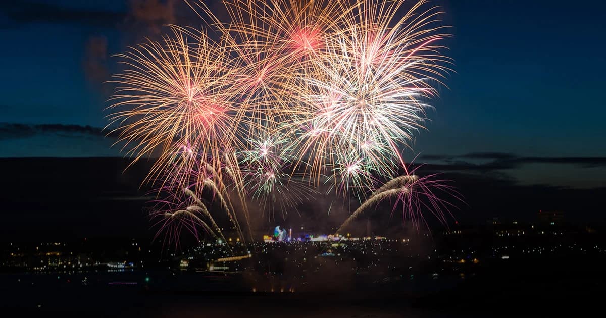 8 หน่วยงานภาครัฐ ออกมาตรการให้ของขวัญปีใหม่ประชาชนเพื่อกระตุ้นเศรษฐกิจ