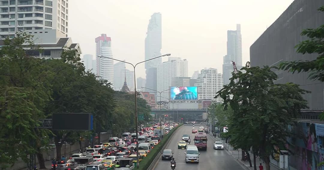 แนะคนกรุง! ลดเวลาอยู่กลางแจ้ง สวมหน้ากากกันฝุ่น ‘PM 2.5 เกินค่ามาตรฐาน’