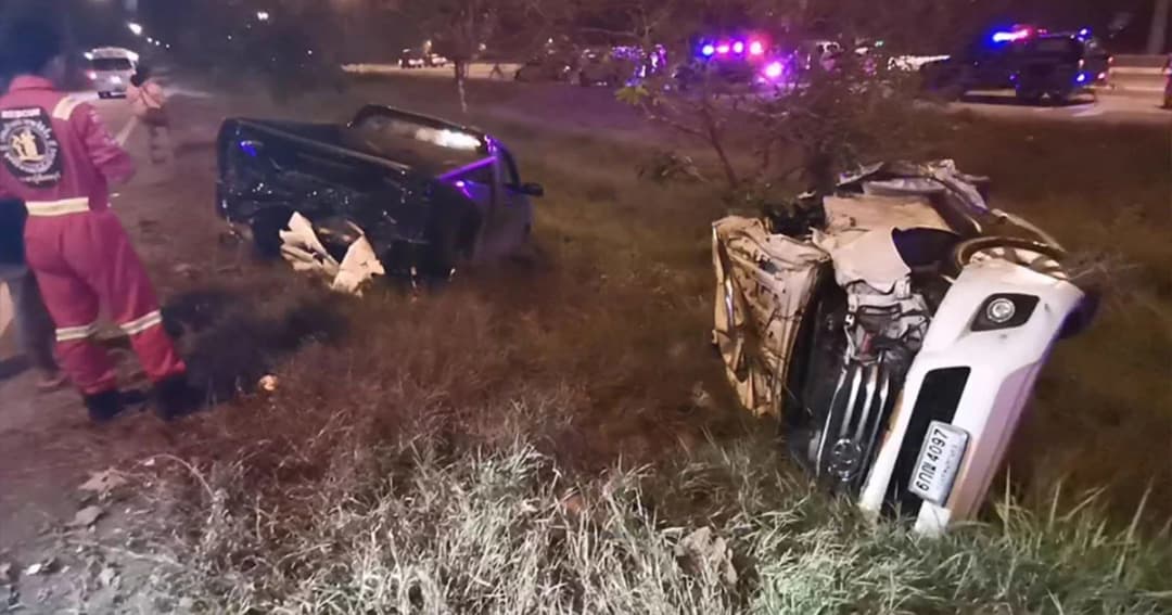 ชนสนั่น 4 คันรวด บนถนนมอเตอร์เวย์ขาเข้า กทม. ตาย 2 เจ็บ 2