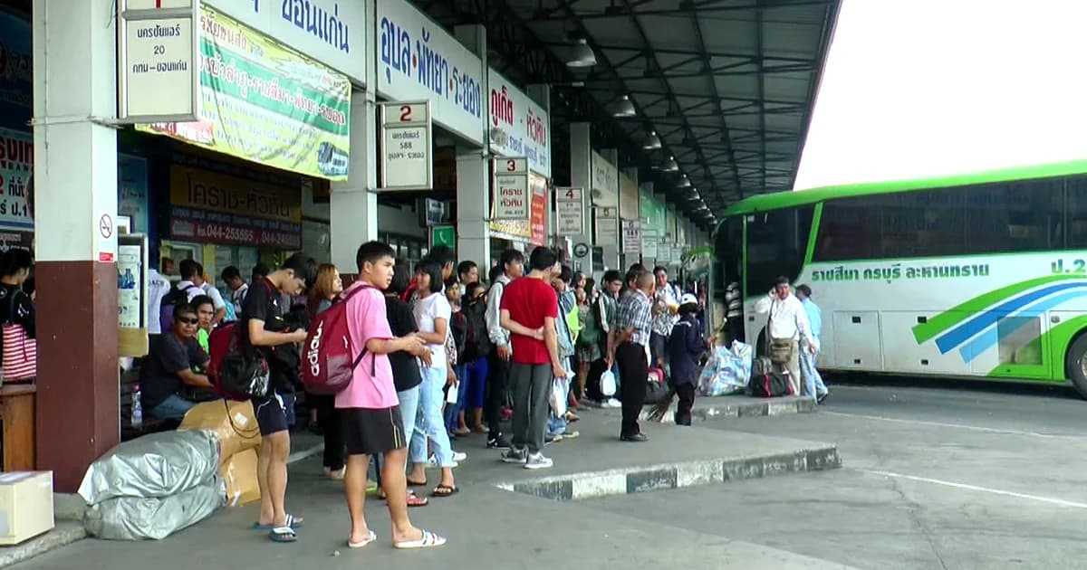 ขนส่งโคราช เพิ่มรถทัวร์รวม 200 เที่ยว รับ ปชช. เดินทางกลับบ้านช่วงปีใหม่