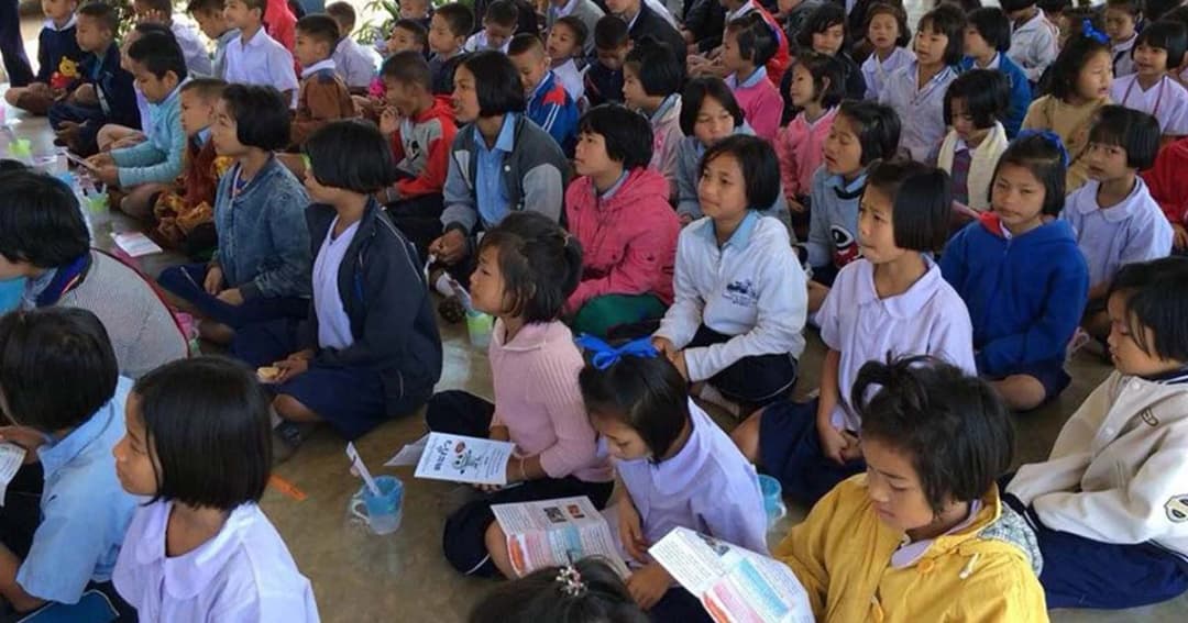 กดเงินบาทแรก สู่เด็กยากจน 4 แสนคนทั่วประเทศ