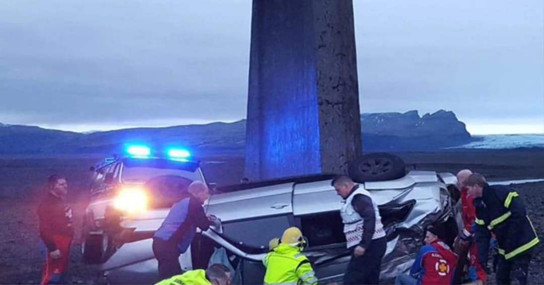 นักท่องเที่ยวอังกฤษดับ 3 ราย หลังรถเสียหลักตกสะพานในไอซ์แลนด์