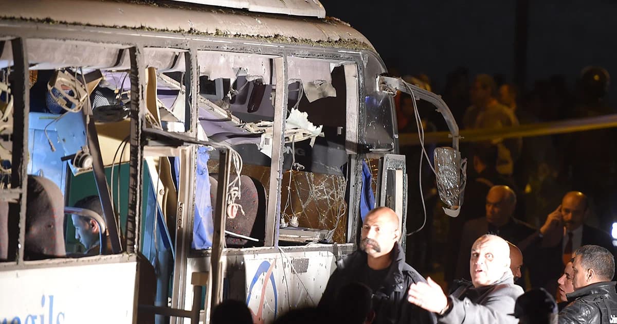 ระเบิดใกล้กลางกรุงไคโร นทท.เวียดนามและไกด์อียิปต์ เสียชีวิตรวม 4 ราย บาดเจ็บจำนวนมาก