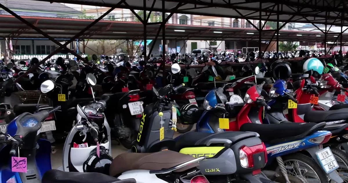 เฮง เฮง เฮง ! ธุรกิจรับฝากรถที่เชียงใหม่ ลูกค้าเพิ่มกว่าเท่าตัว คนฝากรถก่อนเดินทาง