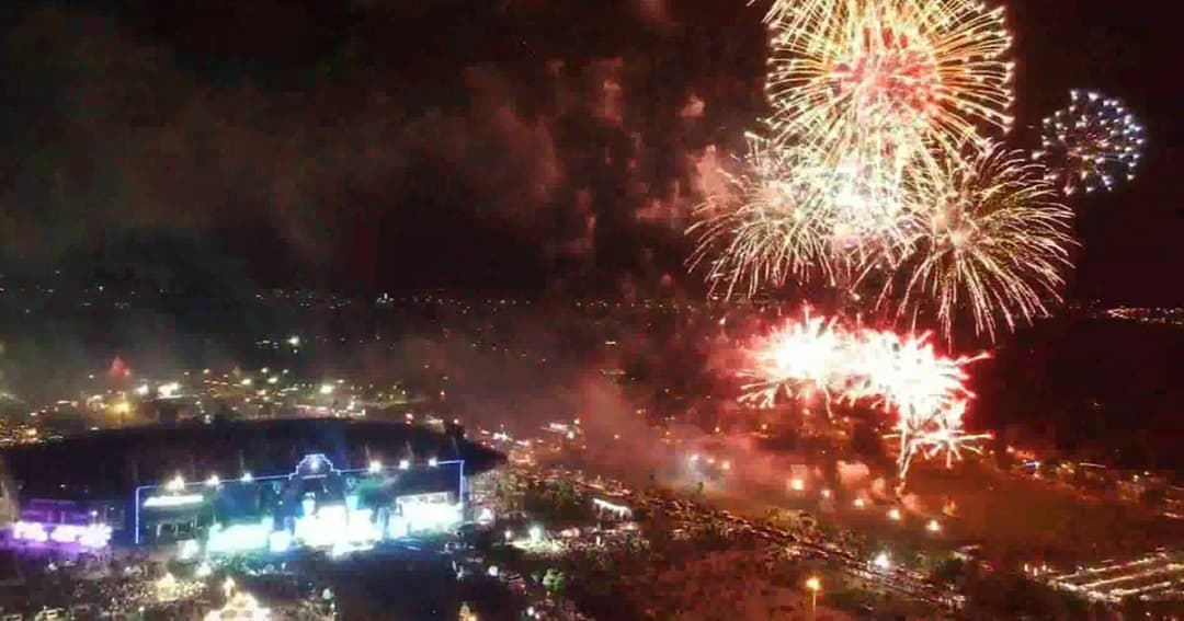 บุรีรัมย์ นทท.-แฟนบอลนับหมื่นคนร่วมฉลองเคาท์ดาวน์ 2019 “สนามช้างอารีน่า”