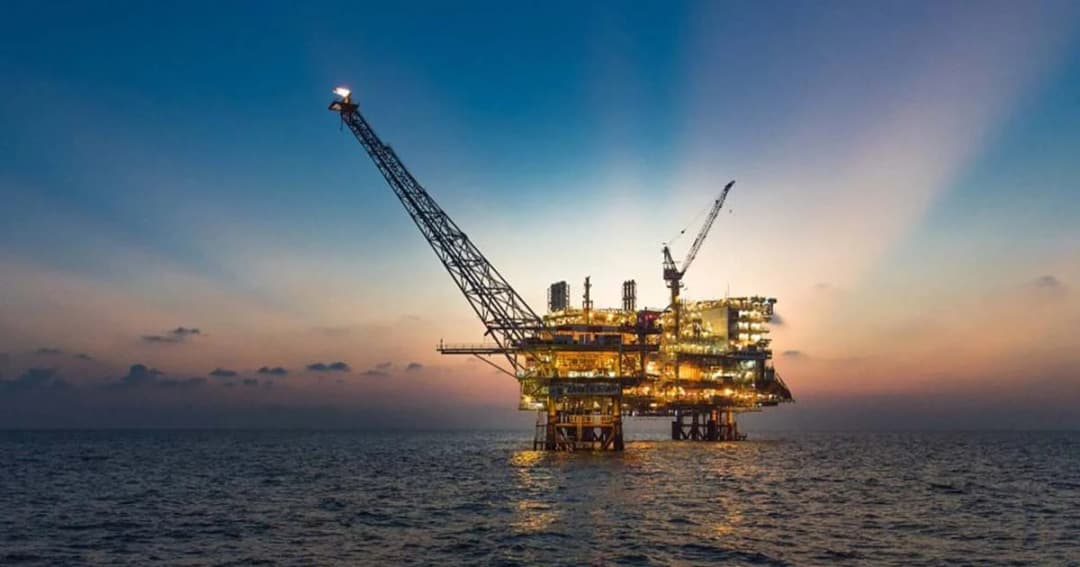 สนทช.เรียกประชุมด่วนรับมือพายุปาบึก-ปตท.สผ. อพยพจนท.แท่นขุดเจาะกลางทะเล