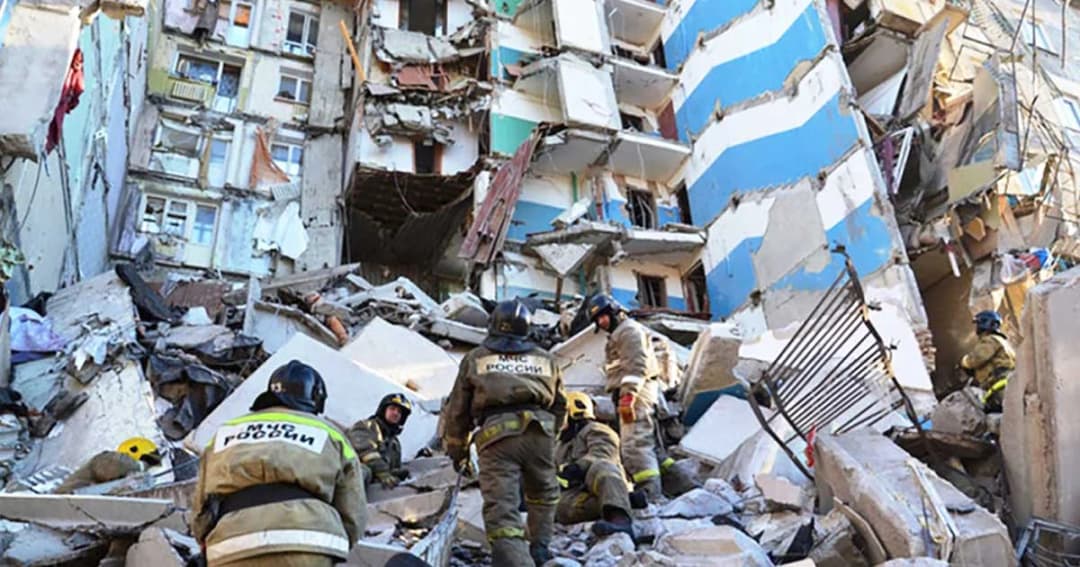 ผลสืบสวนตึกถล่มในรัสเซีย เผยไม่พบร่องรอยระเบิด ดับเพิ่มเป็น 14 ศพ