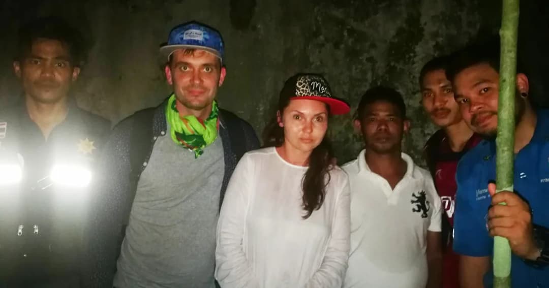 พบแล้ว! สองสามีภรรยาชาวยูเครน หลงป่าเขาหงอนนาค หลังระดมหา 8 ชม.