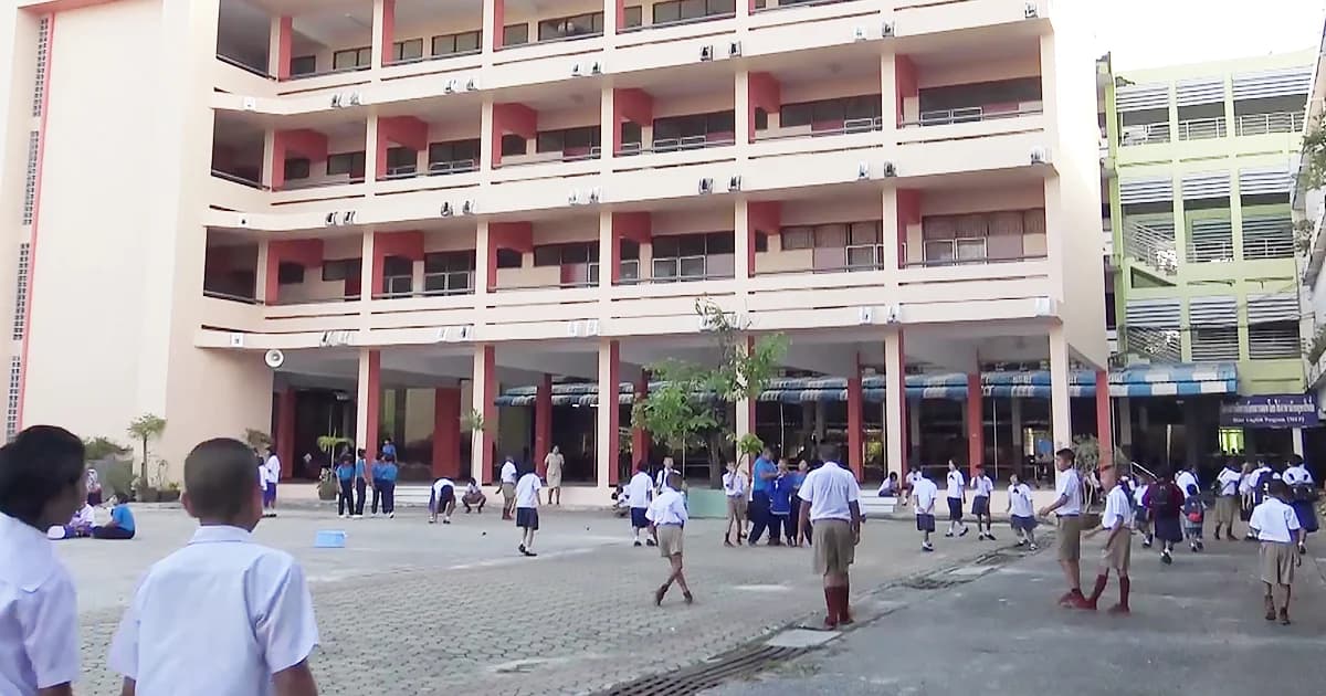 โรงเรียนในพื้นที่เสี่ยงพายุปาบึก จ.สงขลา เกือบ 200 แห่ง เปิดเรียนตามปกติแล้ว