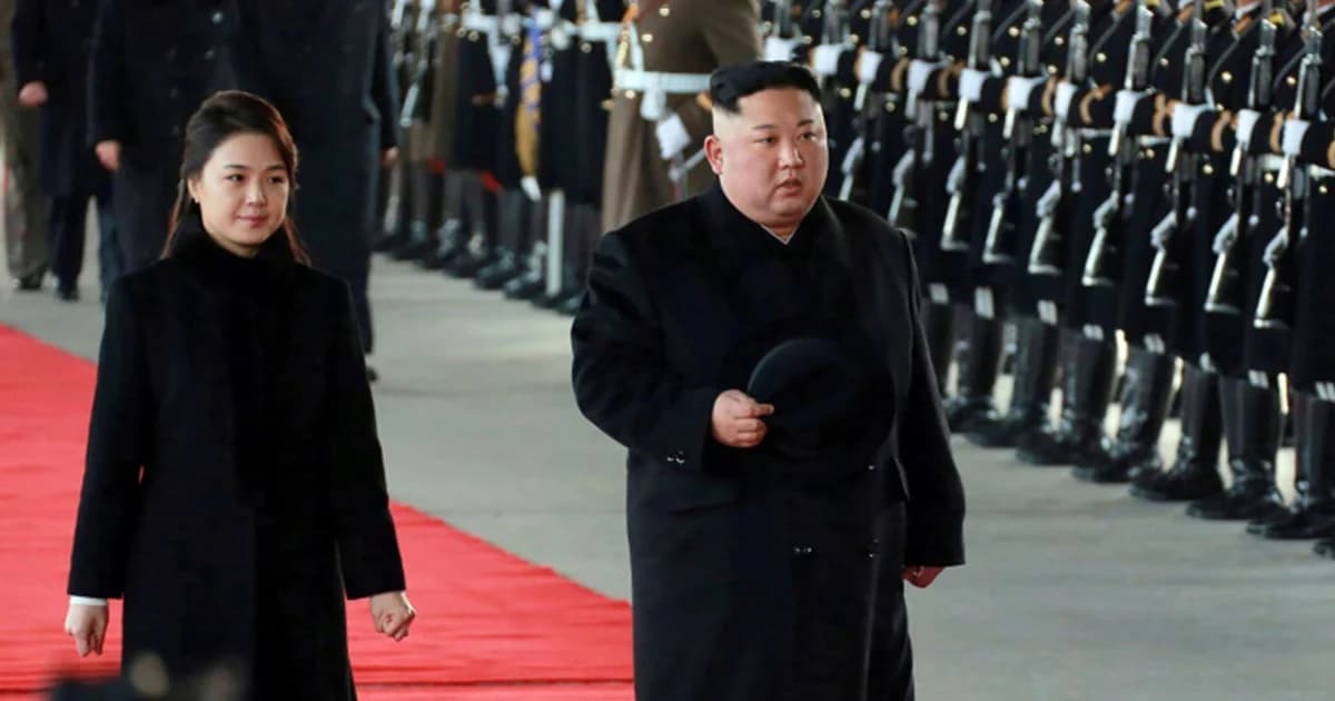 ผู้นำเกาหลีเหนือนั่งรถไฟไปเยือนจีนอย่างเป็นทางการ