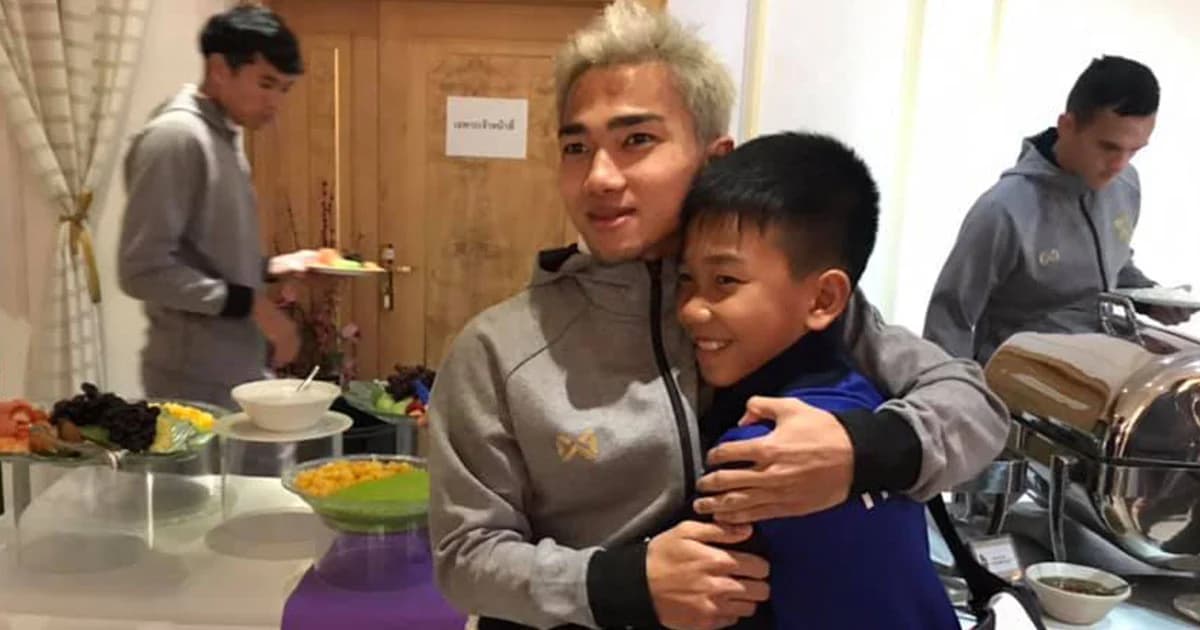 สุดปลื้มแข้งหมูป่า ไม่เอาของแพง ขอแค่สนับแข้งพอแล้ว