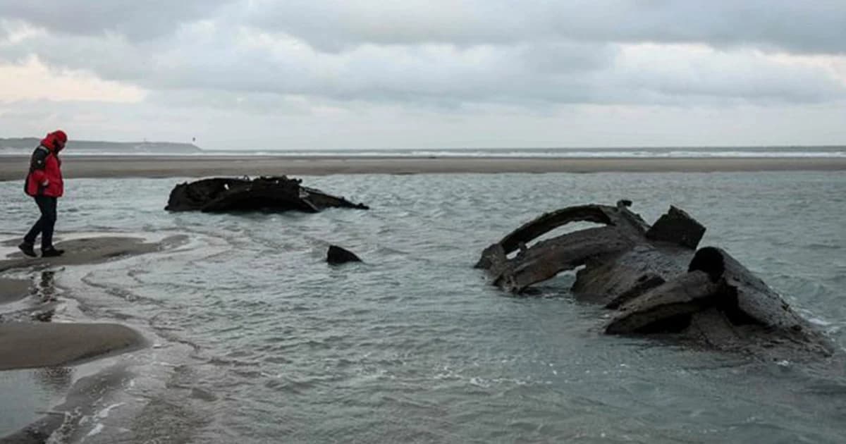 ฝรั่งเศสพบซากเรืออู-โบ๊ท สมัยสงครามโลก เกยตื่นทางตอนเหนือของประเทศ