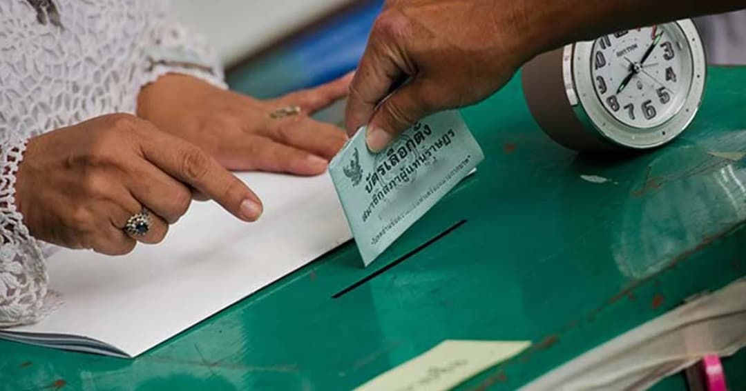 ดุสิตโพล เผยผลสำรวจกว่าร้อยละ 63 มอง “ไม่คุ้มค่า” หากเลื่อนเลือกตั้ง