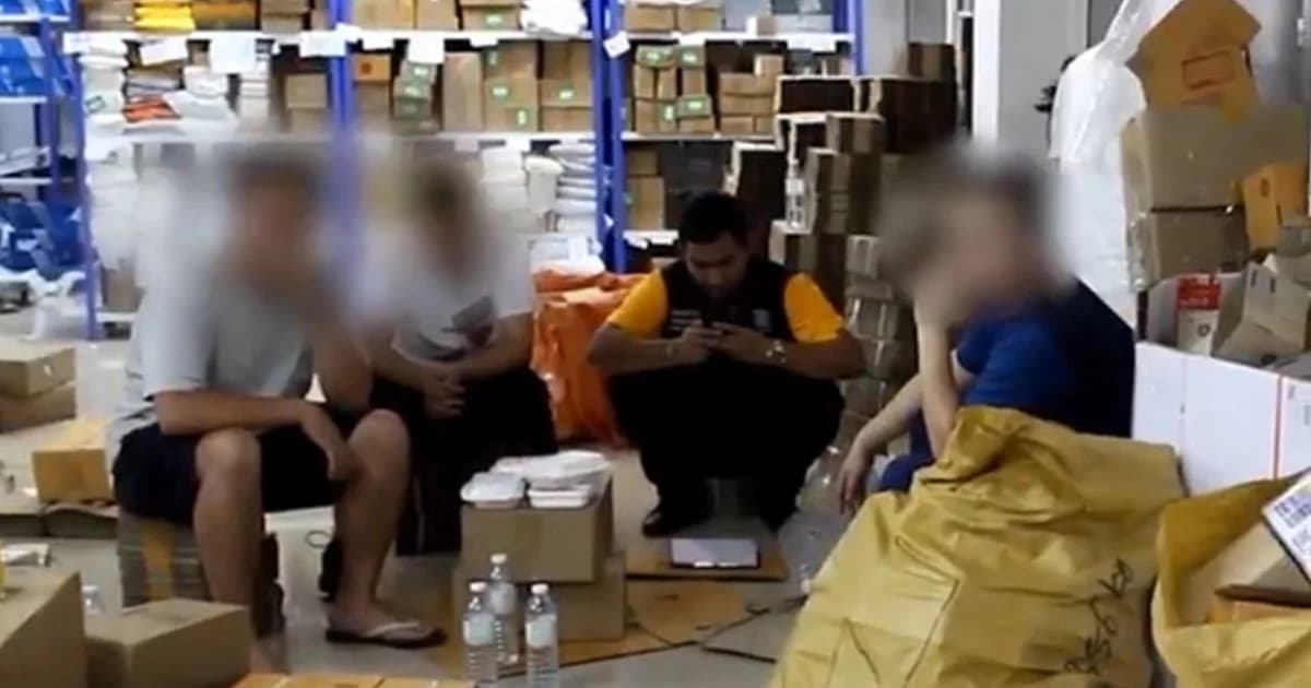 3 ชาวจีนทำธุรกิจหลอกเงินแบบใหม่ ส่งของไปบ้านพร้อมเก็บเงินปลายทางแต่ลูกค้าไม่ได้สั่ง