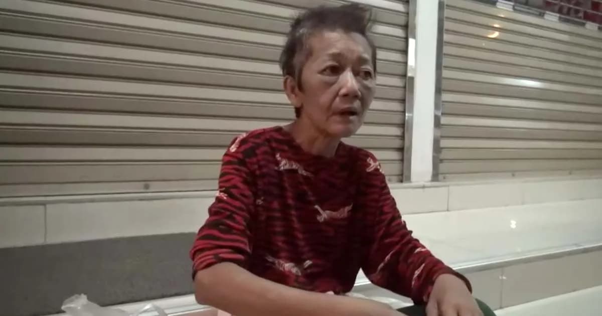 สุดทน! หญิงชราชาวสระบุรีหนีออกจากบ้าน ถูกลูกสาวทำร้าย หลังป้อนข้าวหลานหก