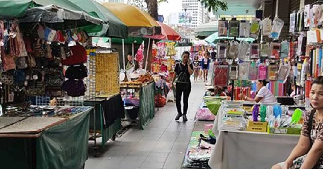 กรมอนามัย ห่วงผู้ค้าแผงลอย ควรสวมหน้ากากป้องกันฝุ่นมลพิษ PM 2.5