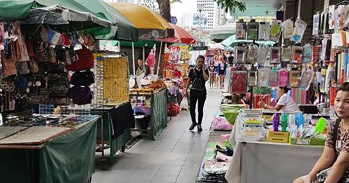 กรมอนามัย ห่วงผู้ค้าแผงลอย ควรสวมหน้ากากป้องกันฝุ่นมลพิษ PM 2.5