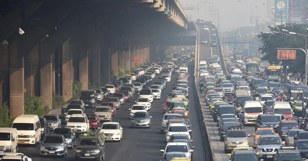 ส.ส.พปชร. เสนอห้ามนำรถส่วนตัวเข้า กทม.ชั้นใน ลด PM2.5