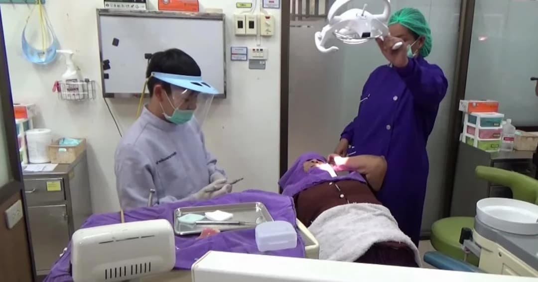 ผู้ประกันตนพอใจ นโยบายประกันสังคมให้ “ทำฟัน” ไม่ต้องสำรองจ่าย ไม่เกิน 900 บาทต่อคนต่อปี