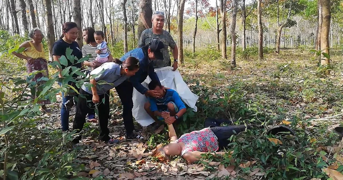 คุณป้าออกกรีดยางกลางดึกวูบหมดสติเสียชีวิต คุณลุงที่รอใจสลาย