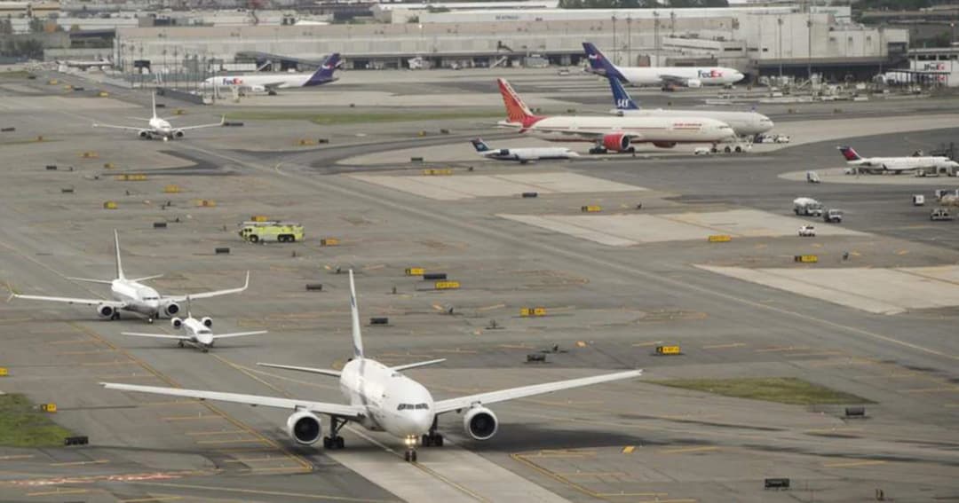 สนามบินนวร์กวุ่น หลังโดรนปริศนาบินป่วน