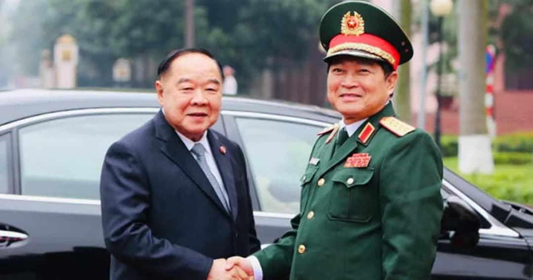 “บิ๊กป้อม” นำคณะเยือนเวียดนามอย่างเป็นทางการ กระชับสัมพันธ์ทางทหาร