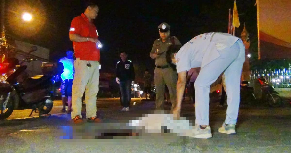 โจ๋วัย 13 ซิ่ง จยย. ประสานงาเก๋งเข้าอย่างจัง ร่างกระเด็นดับคาหน้าวัด