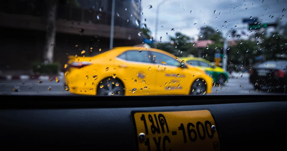 เร่งตรวจสอบรถตู้-รถแท็กซี่ หมดอายุการใช้งาน แนะปชช.สังเกตุอักษรย่อก่อนใช้บริการ