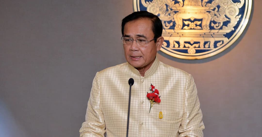 “พล.อ.ประยุทธ์” ยืนยันไม่ลาออก เผยถ้าอยู่ต่อจะไม่มาแบบนายกฯ คนนอก