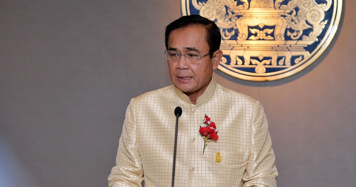 “พล.อ.ประยุทธ์” ยืนยันไม่ลาออก เผยถ้าอยู่ต่อจะไม่มาแบบนายกฯ คนนอก