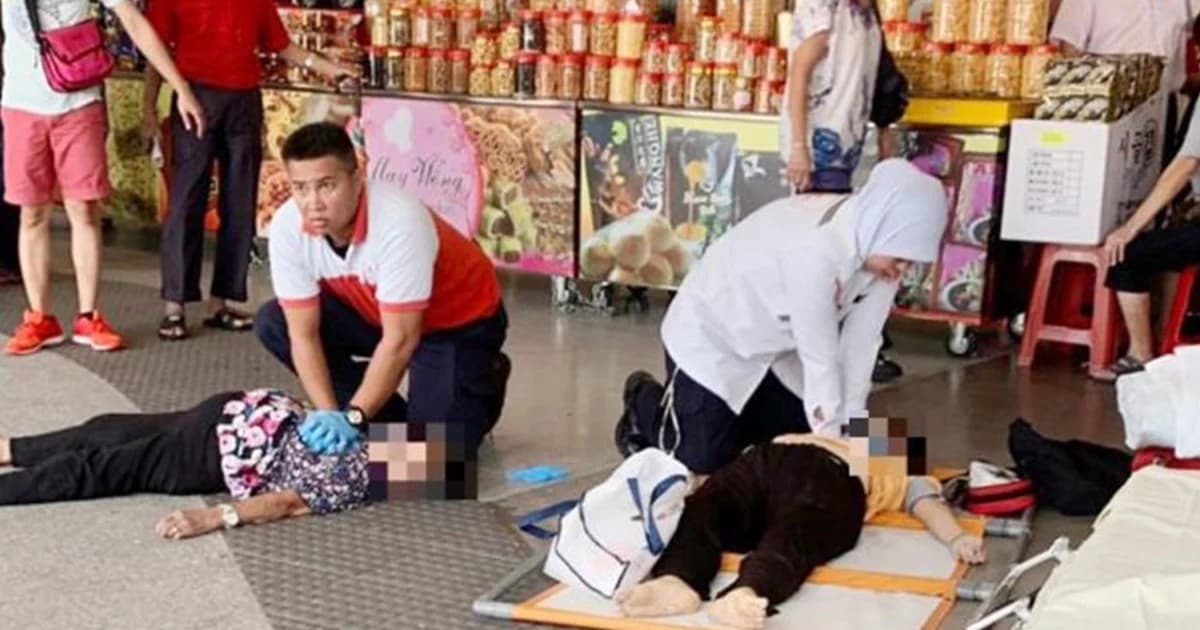 หญิงชรามาเลเซีย 2 คน ถูกเหยียบดับ หลังเบียดแย่งคูปองอาหาร