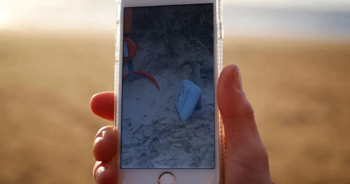 ทีมค้นหาใต้น้ำพบชิ้นส่วนเครื่องบินของซาลา