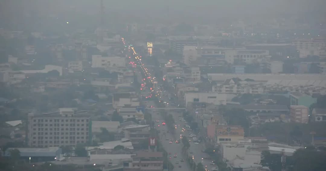 ราชบุรี ฝุ่นพิษยังฟุ้งหนัก! โรงงานโอ่งพร้อมใจหยุดเผา 5 วัน หวังช่วยลดฝุ่น