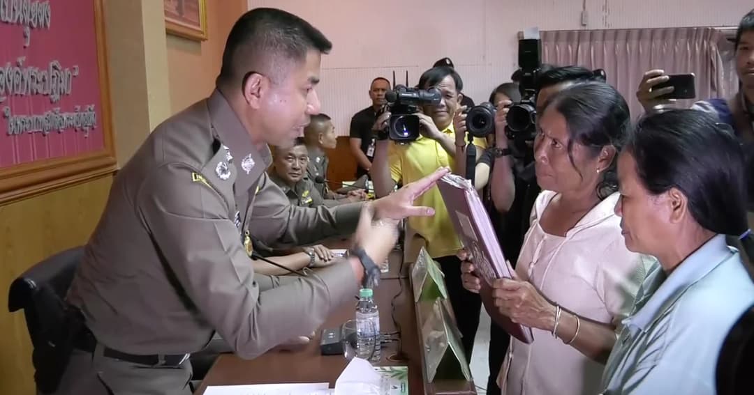 ‘บิ๊กโจ๊ก’ บุกจับอดีตนักการเมืองดัง ฉ้อโกง ปชช. กว่า 2 พันล้าน ชาวบ้านวอนขอที่ดินคืน