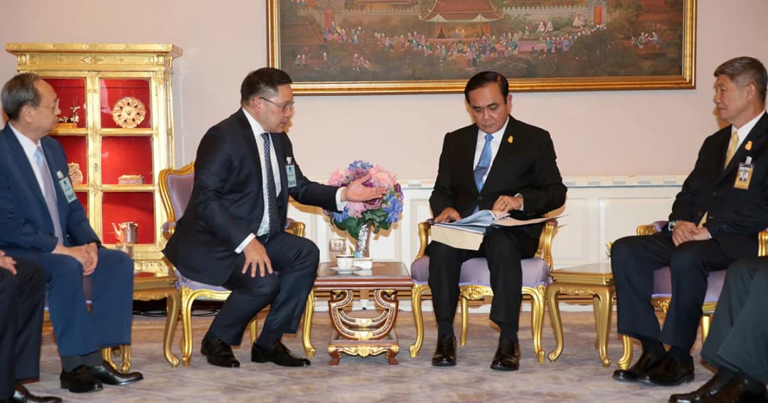 “อุตตม” เผยยังรอคำตอบ “บิ๊กตู่-สมคิด” มั่นใจ พปชร. ยื่นบัญชีนายกฯ ทัน 8 ก.พนี้