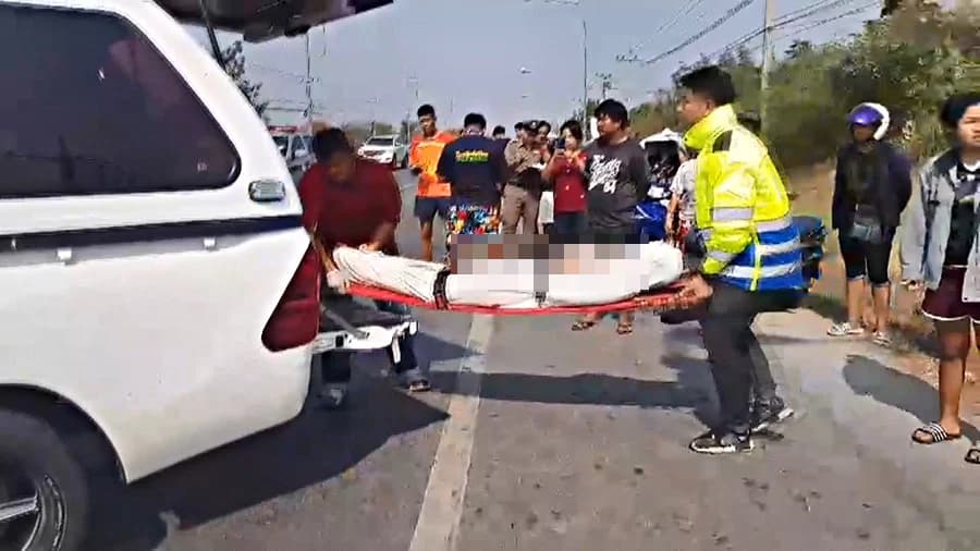 2 นักเรียน ขี่ จยย.กลับจากเข้าค่ายลูกเสือ ชนเสาไฟฟ้า ดับ 2