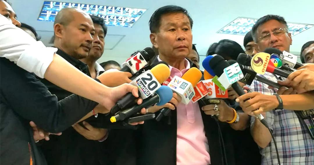 เสรีพิศุทธ์ ร้องยุบพลังประชารัฐ ย้อนให้ ผบ.ทบ.ฟังเพลง “หนักแผ่นดิน”