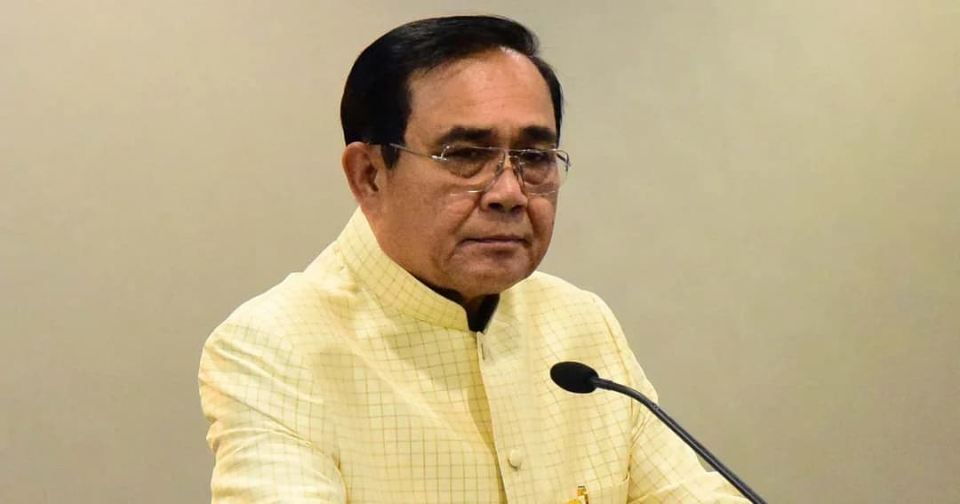 นายกฯ ติงนักการเมืองหาเสียง ยืนยันไม่ลดงบกองทัพ-ไม่เลิกเกณฑ์ทหาร