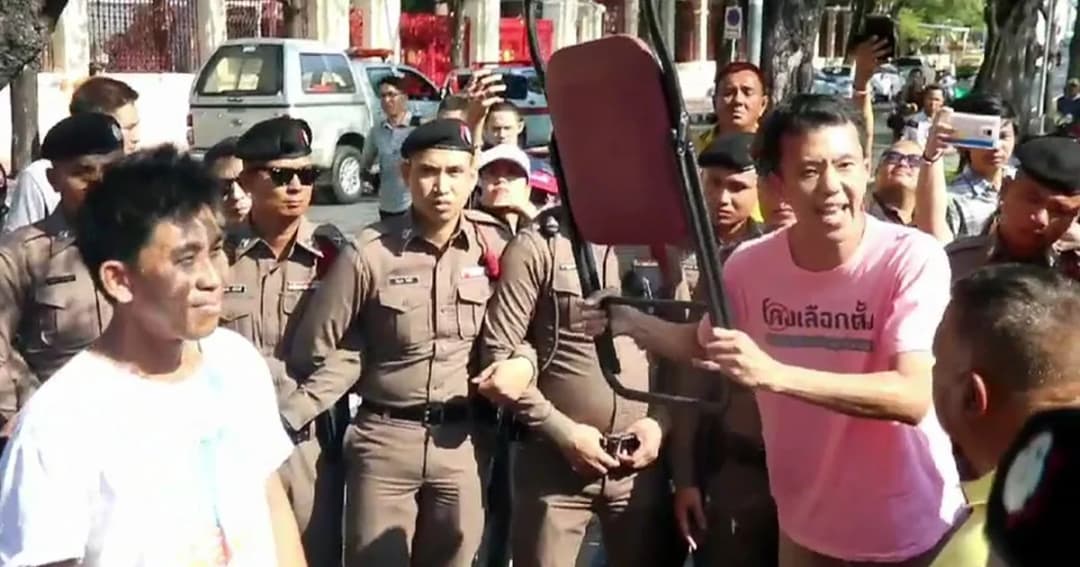 สงครามเพลง! หน้ากองทัพบก “ประเทศกูมี-ความฝันอันสูงสูด”