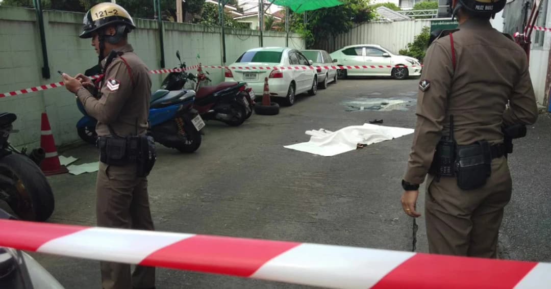 ชายสูงอายุตกตึกดับ พร้อมจดหมายลาตาย