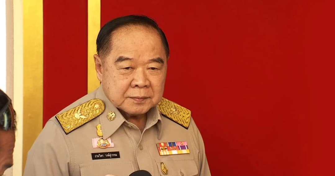 ‘ประวิตร’ ไม่ห่วง ‘ประยุทธ์’ ขึ้นเวทีดีเบต มั่นใจความปลอดภัยโค้งสุดท้ายเลือกตั้ง