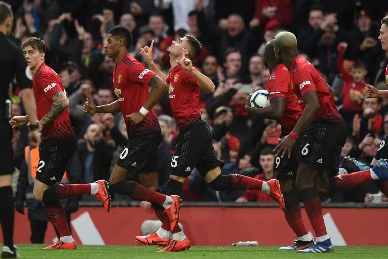 ลูกากูเหมาสอง “แมนยู” ชนะ “เซาแธมป์ตัน” สุดมันส์ 3-2 กลับไปอยู่ในอันดับที่ 4