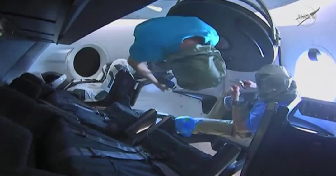 “แคปซูลนักบินอวกาศรุ่นใหม่” ลงจอดสถานีอวกาศได้สำเร็จ