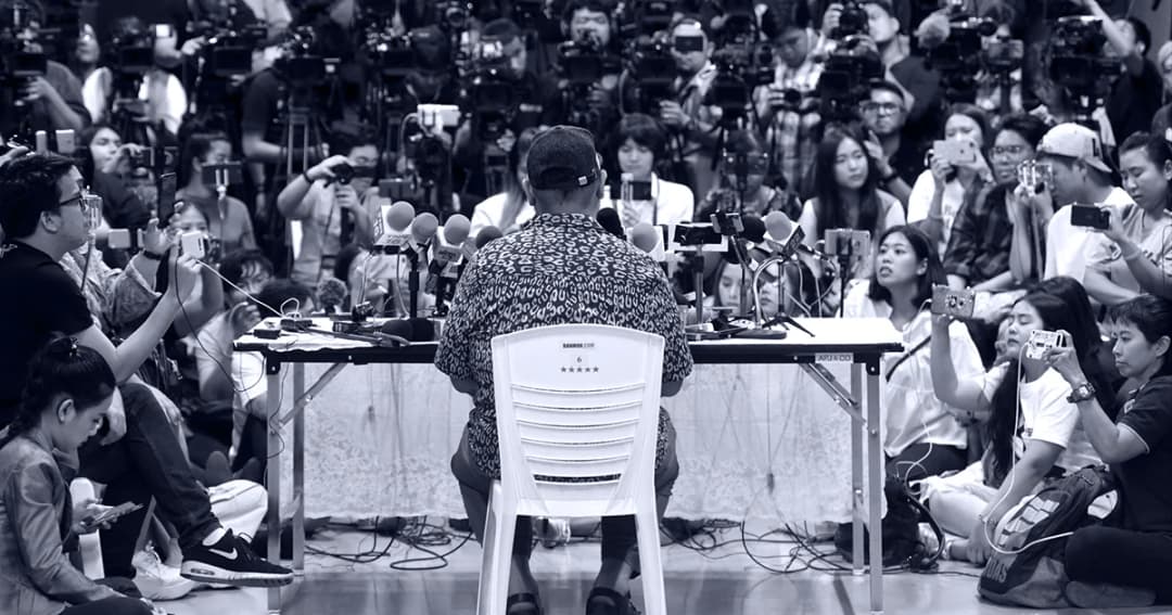 สรุปข่าว “ผมมีโลกสองใบ” เปิดไทม์ไลน์รัก 10 ปี “ป๊อบ ปองกูล”