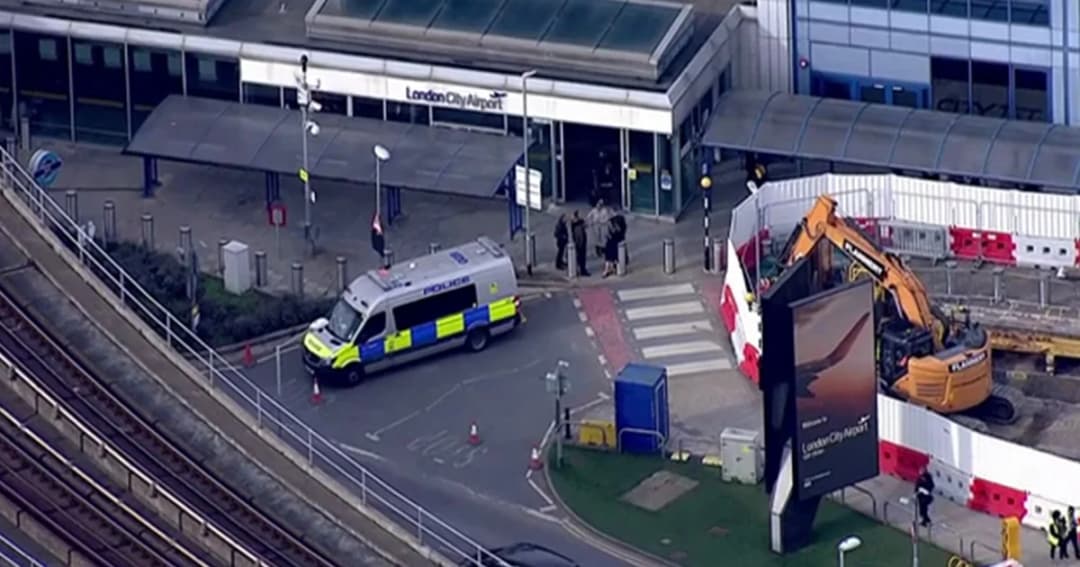 พบพัสดุห่อ “ระเบิด” 3 ห่อ ที่สนามบิน – สถานีรถไฟวอเตอร์ลู อังกฤษ