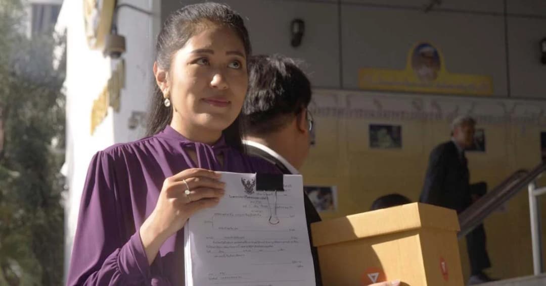 “อนาคตใหม่” ฟ้อง “ม.จ.จุลเจิม-สำนักข่าว” หมิ่น-ผิดกม.เลือกตั้งกล่าวหาล้มล้างสถาบัน