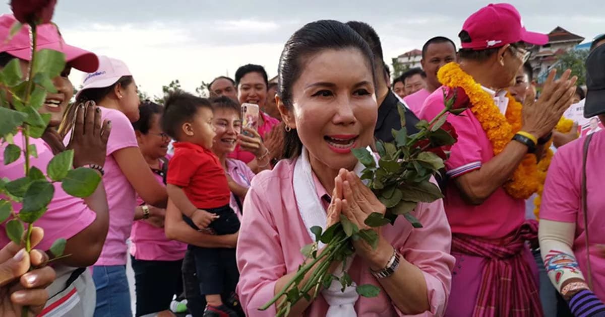 “กัญจนา” ปราศรัยดุชูปรองดอง ย้อนอดีตปชป. เคยถล่ม “พ่อบรรหาร” ยังร่วมรัฐบาลกันได้