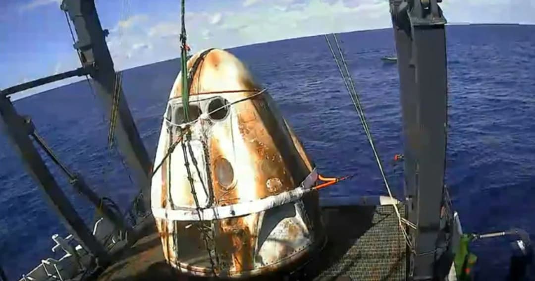 แคปซูลขนส่งของสเปซเอ็กซ์ เดินทางถึงพื้นโลกแล้ว