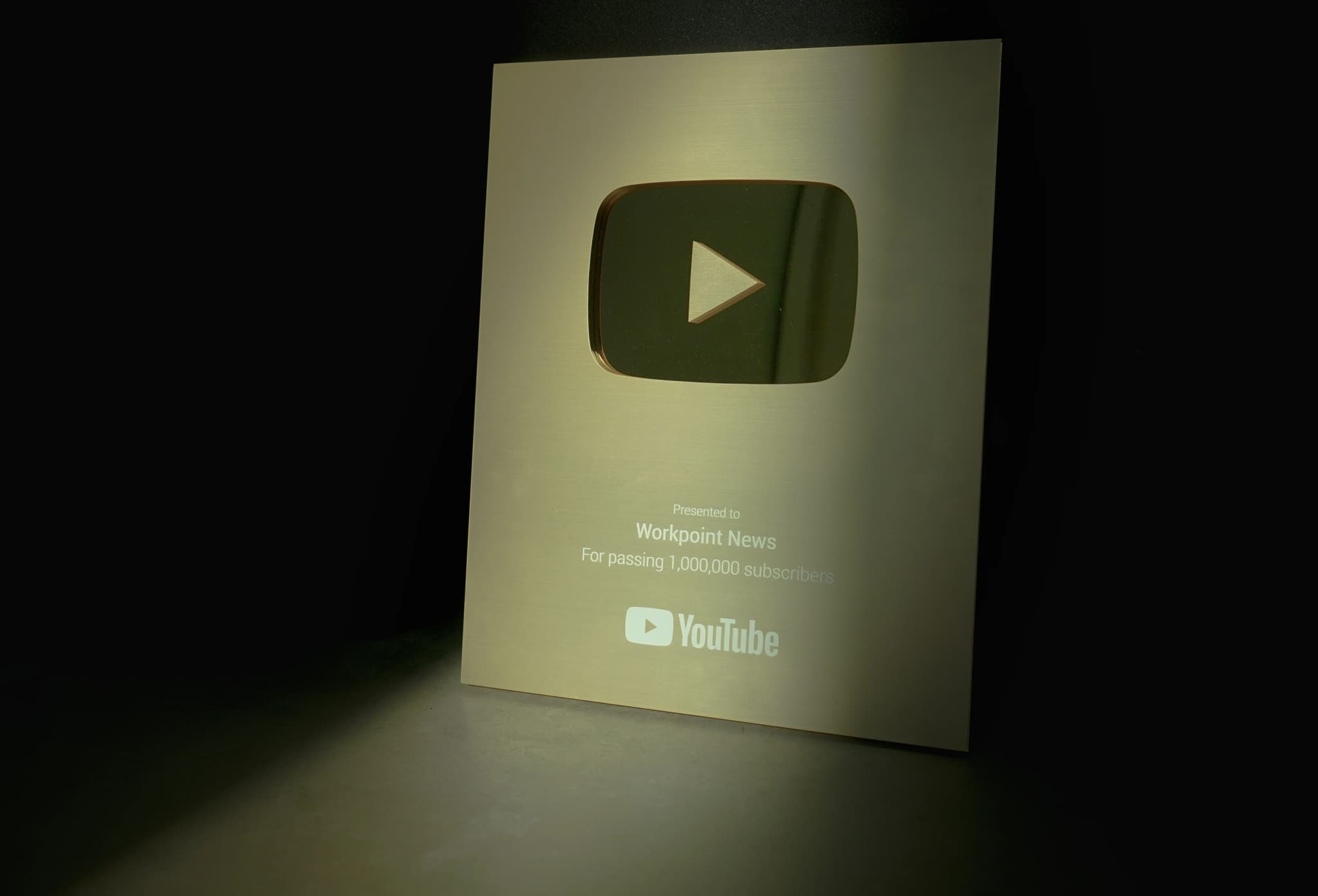 รับปุ่มทอง! YouTube ข่าวเวิร์คพอยท์แตะหลัก 1 ล้าน Subscribers “ขอขอบคุณทุกคนที่ติดตาม”
