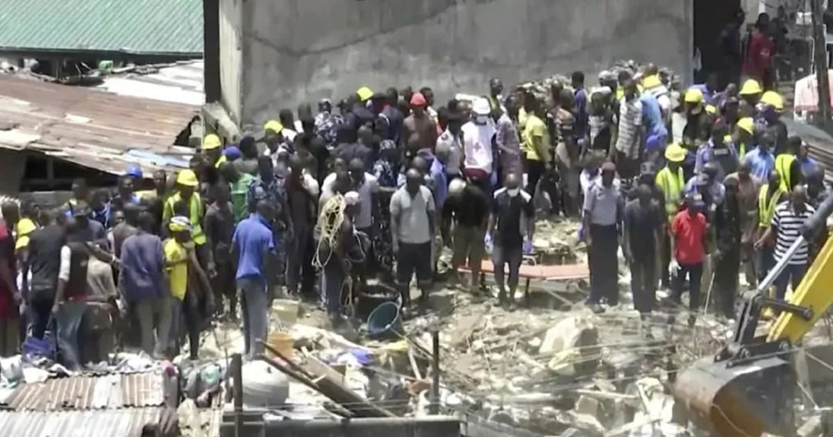 อาคารโรงเรียนในไนจีเรียถล่ม คาดมีนักเรียนติดอยู่ภายในกว่า 10 คน